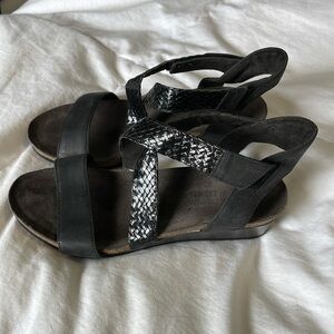 NAOT | CUPID| LEATHER | COMFORT-CUSHIONED| SUPPORTIVE |WEDGE SANDALS | Size 39